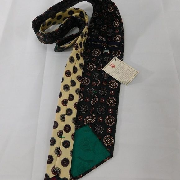 NWT Tommy Hilfiger 2 Tone Geometric - Picture 2 of 4